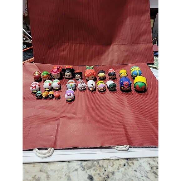 Disney & etc Tsum Tsum Mini Figures Lot 20+ - Picture 14 of 14